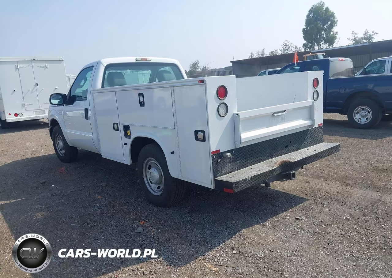 2016 Ford F-250 Xl VIN:1FDBF2A69GED31156 - 3