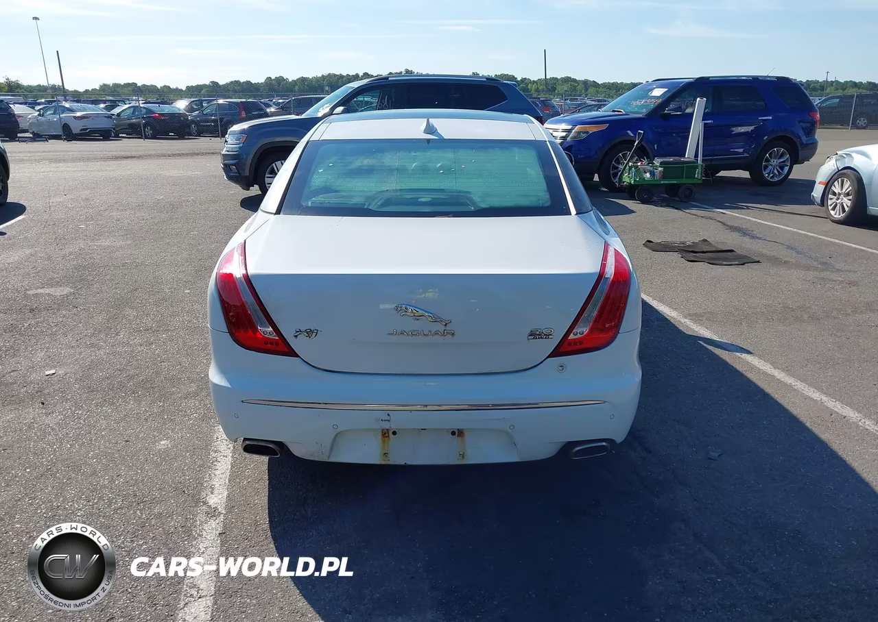 2015 Jaguar Xj VIN:SAJWJ1CD5F8V82071 - 15