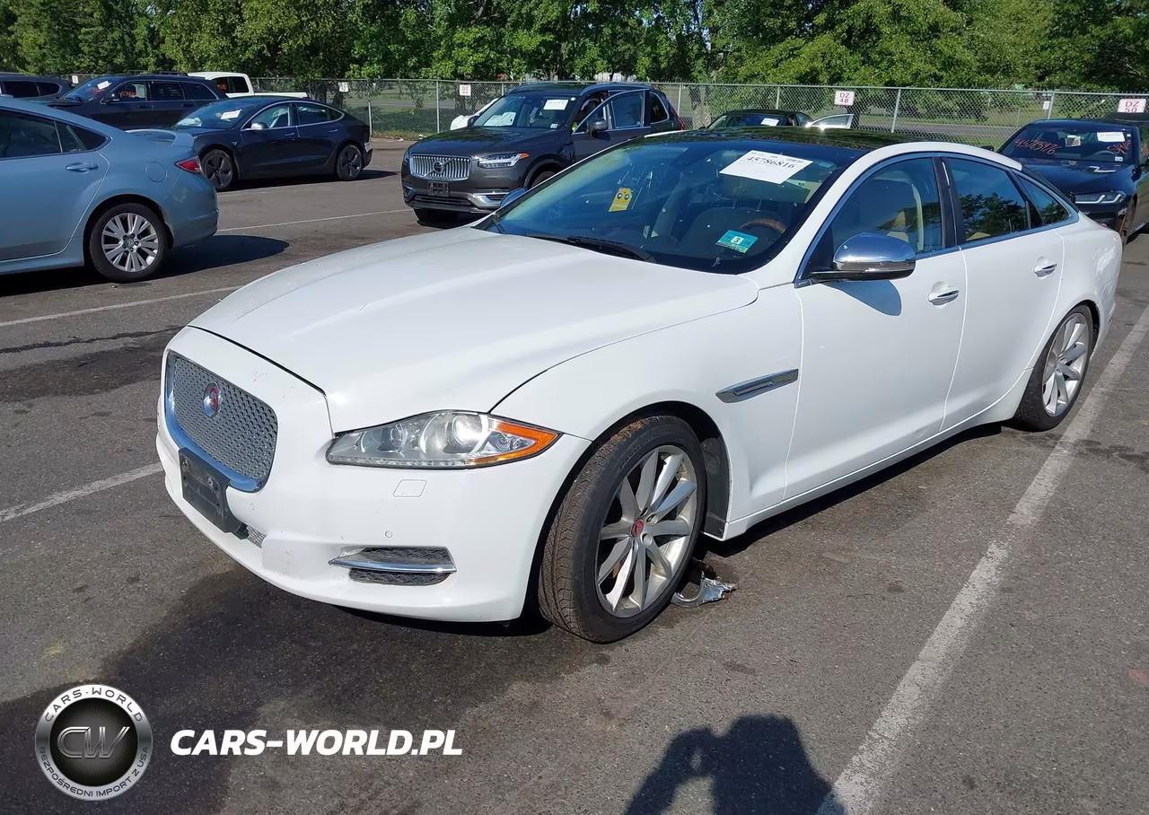 2015 Jaguar Xj VIN:SAJWJ1CD5F8V82071 - 2