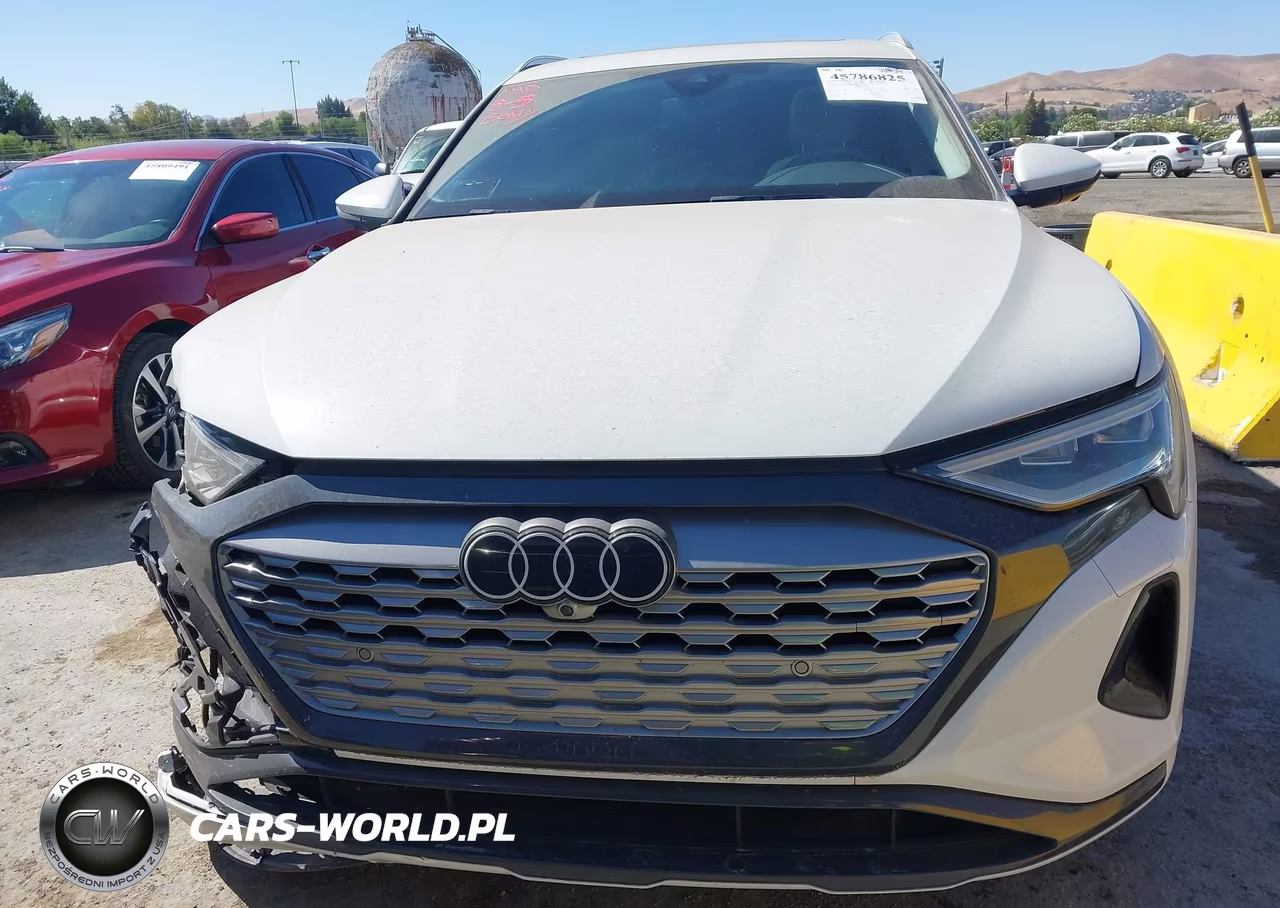 2024 Audi Q8 E-Tron Premium Plus Quattro VIN:WA15AAGE9RB008605 - 13