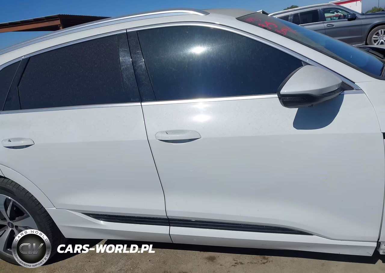 2024 Audi Q8 E-Tron Premium Plus Quattro VIN:WA15AAGE9RB008605 - 14