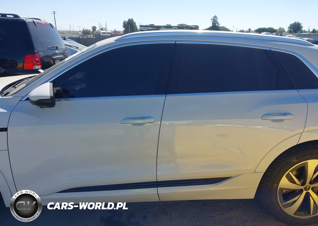 2024 Audi Q8 E-Tron Premium Plus Quattro VIN:WA15AAGE9RB008605 - 15