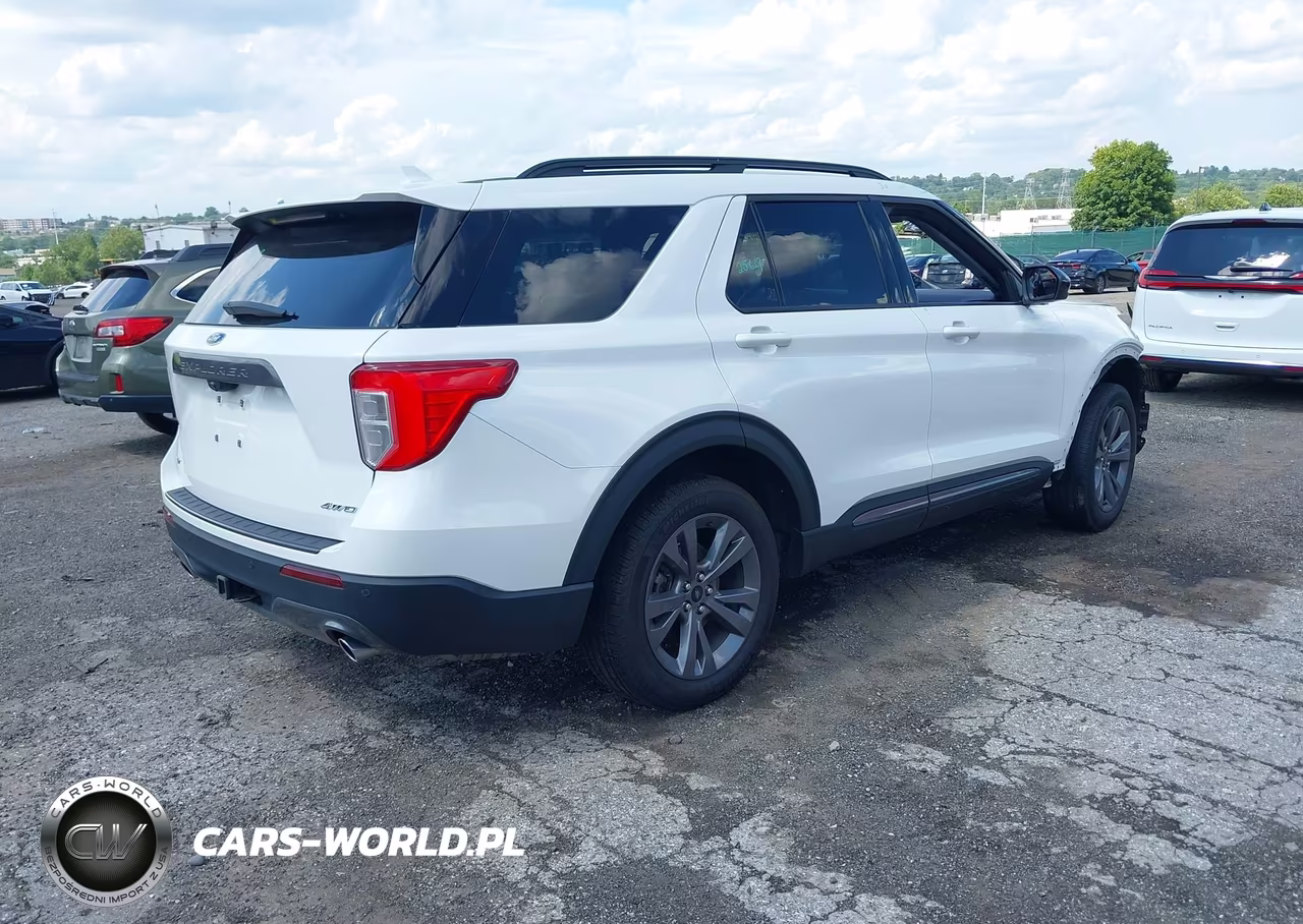 2022 Ford Explorer Xlt VIN:1FMSK8DH6NGB65143 - 4