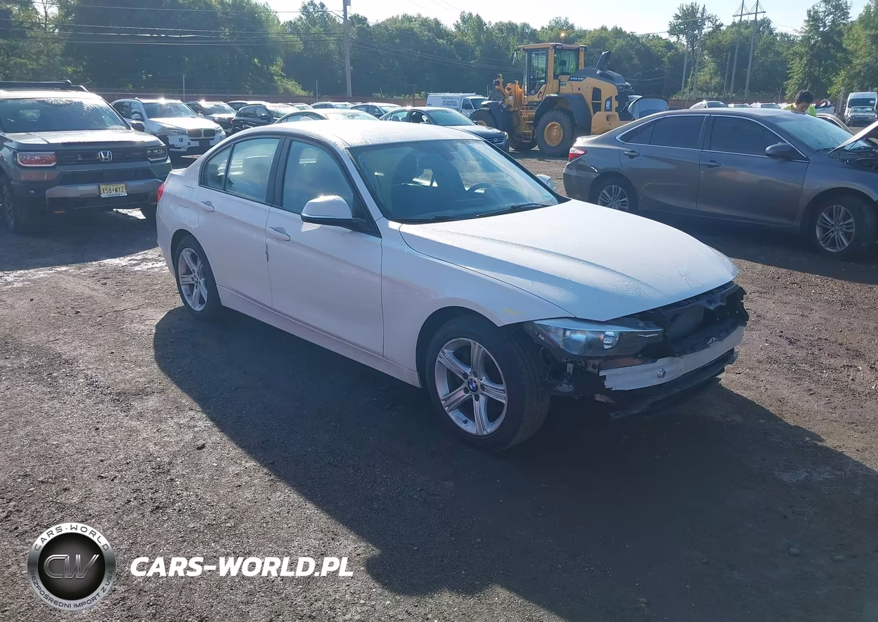 2015 BMW 328I xDrive – zdjęcie 1 z 17