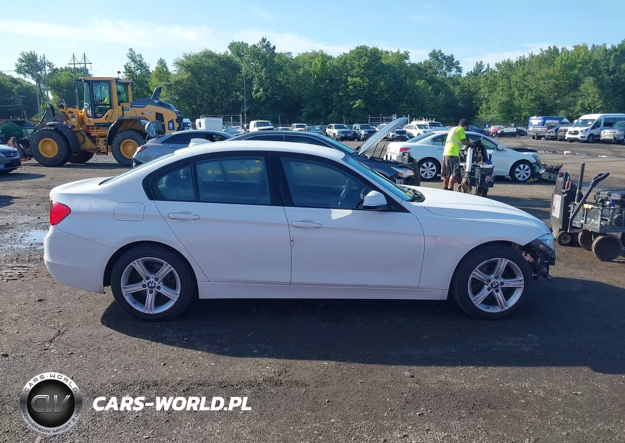 2015 BMW 328I xDrive VIN:WBA3B5C56FF961328 - 13