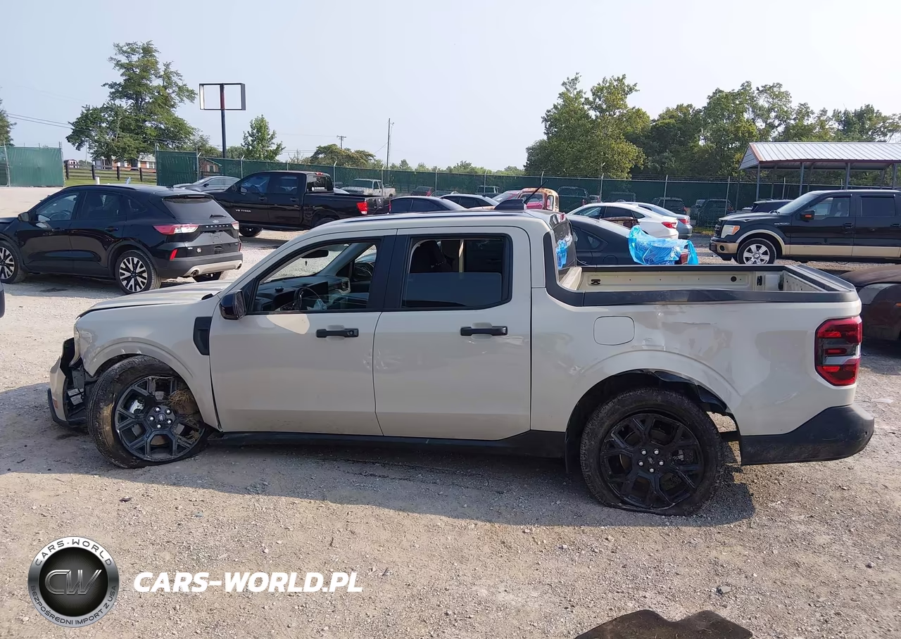 2025 Ford Maverick Xlt VIN:3FTTW8JA1SRA43458 - 15