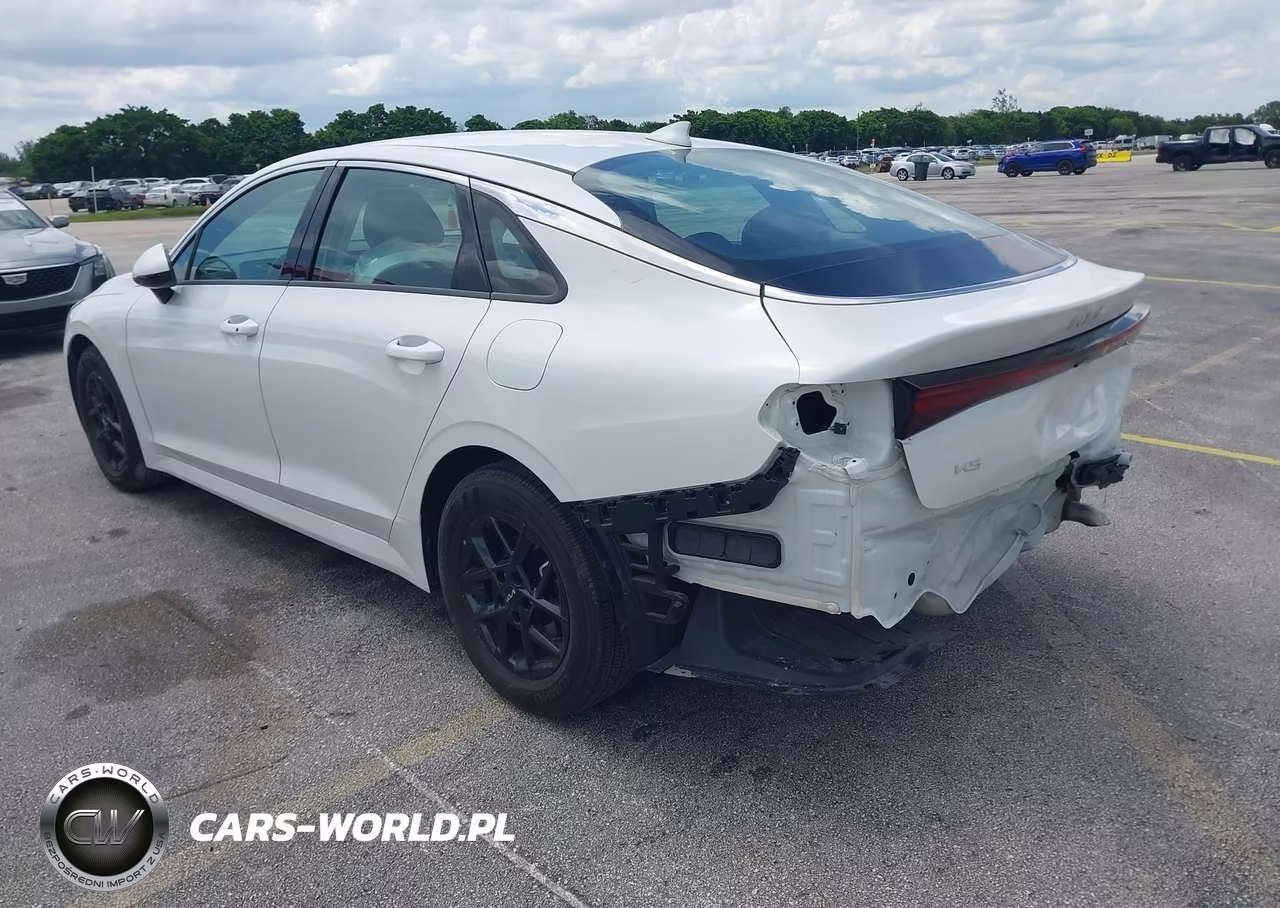 2026 Kia K5 Lxs VIN:KNAG24J79T5447992 - 3
