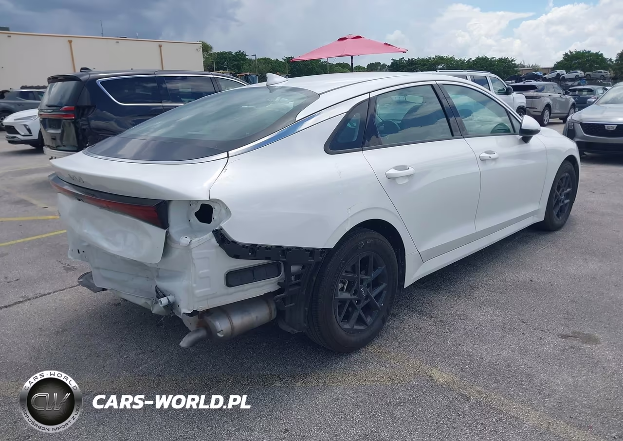2026 Kia K5 Lxs VIN:KNAG24J79T5447992 - 4