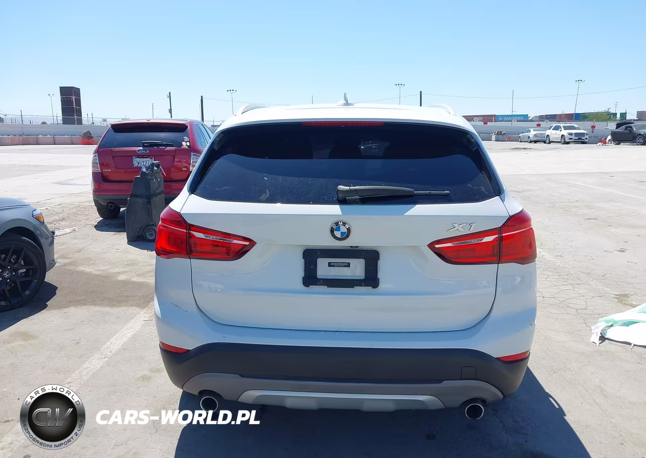 2018 BMW X1 Sdrive28I VIN:WBXHU7C3XJ5H42874 - 16