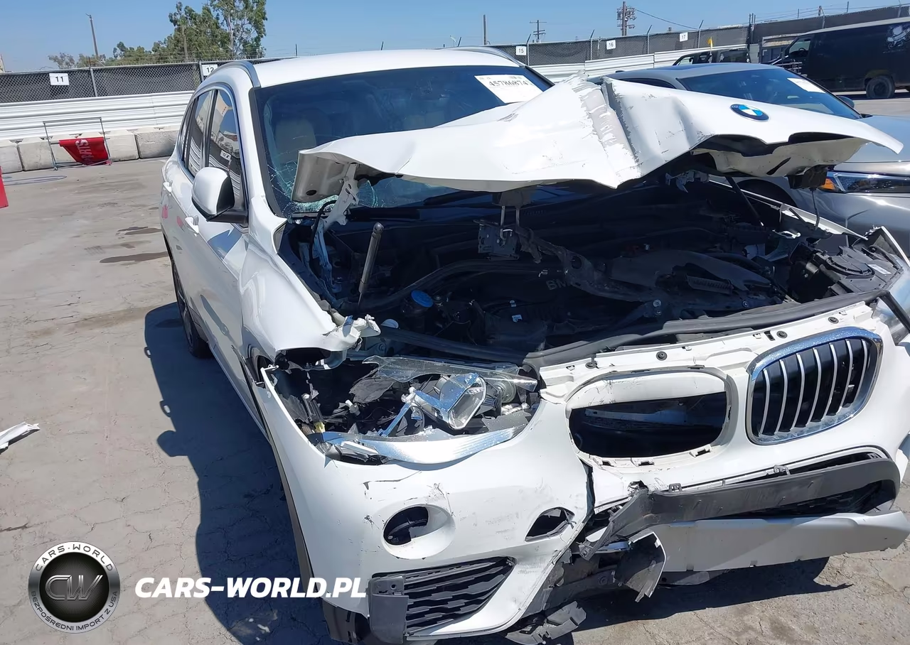 2018 BMW X1 Sdrive28I VIN:WBXHU7C3XJ5H42874 - 18