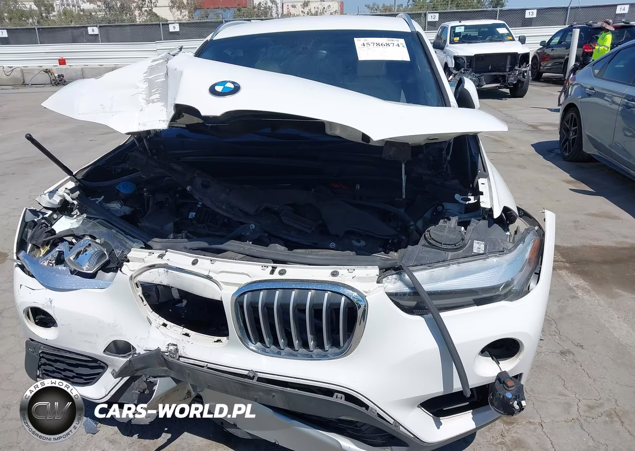 2018 BMW X1 Sdrive28I VIN:WBXHU7C3XJ5H42874 - 19
