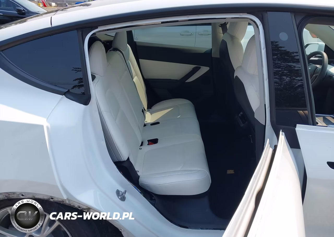 2022 Tesla Model Y Long Range Dual Motor All-Wheel Drive VIN:7SAYGDEE5NF411450 - 21