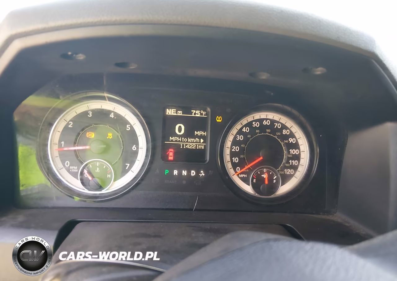 2019 Ram 1500 Classic VIN:1C6RR7FGXKS635588 - 7