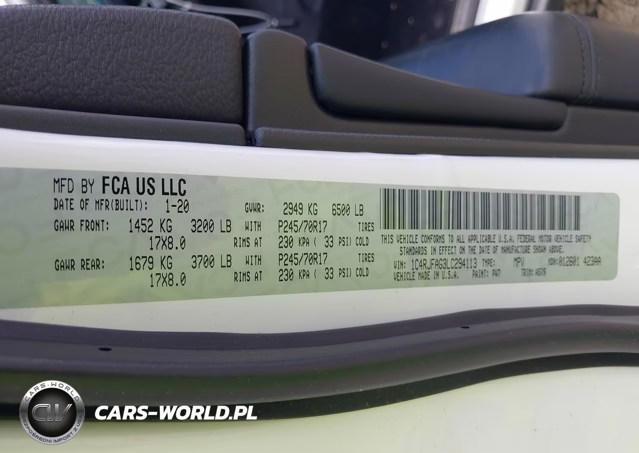 2020 Jeep Grand Cherokee Laredo E 4X4 VIN:1C4RJFAG3LC294113 - 9