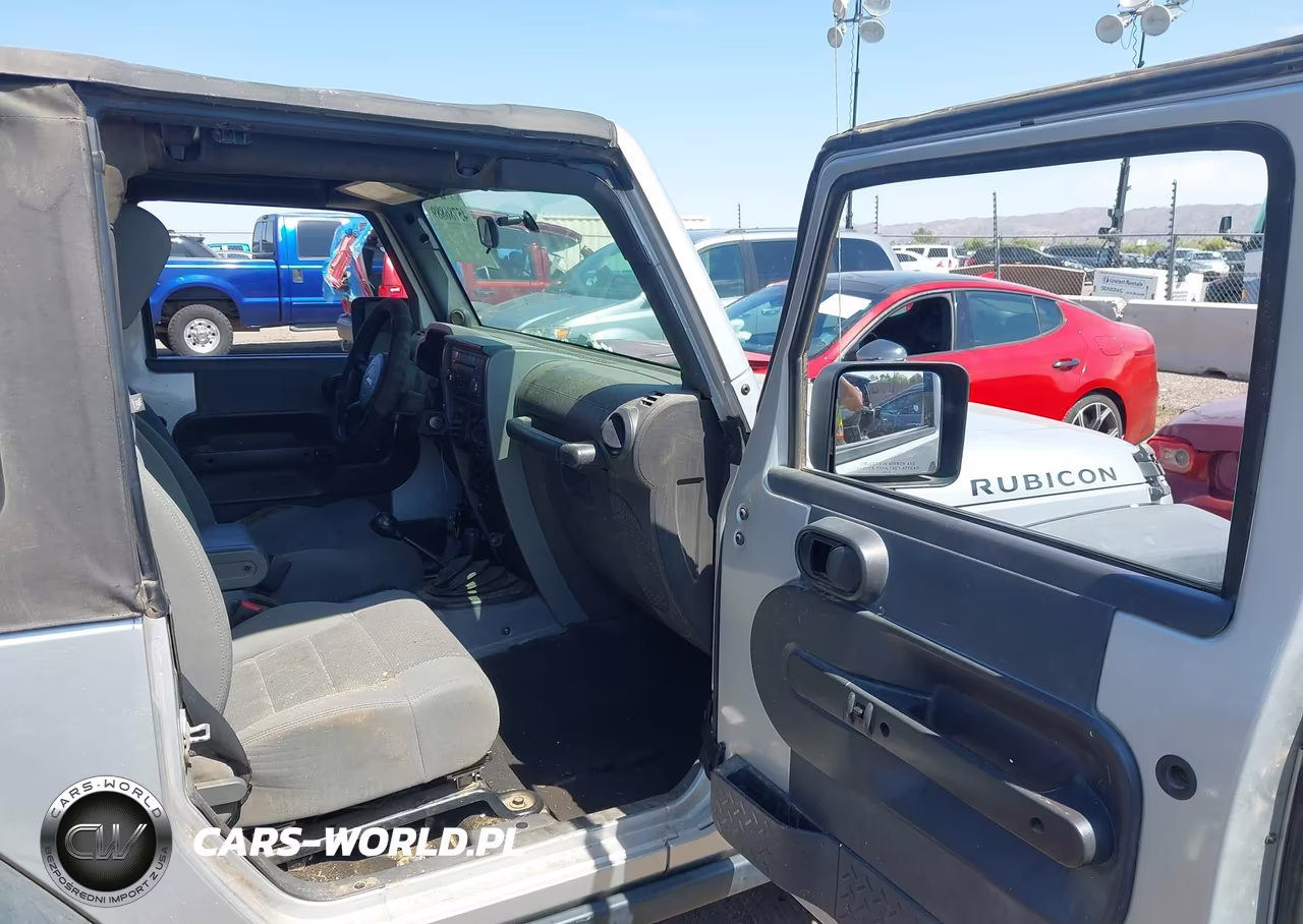 2007 Jeep Wrangler Rubicon VIN:1J4GA64127L199847 - 5