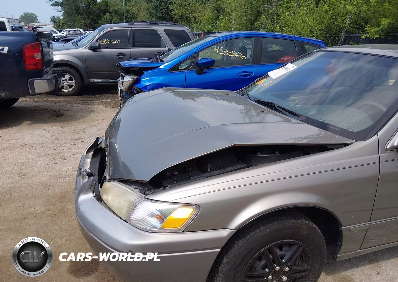 1998 Toyota Camry Le VIN:4T1BG22K0WU210092 - 18