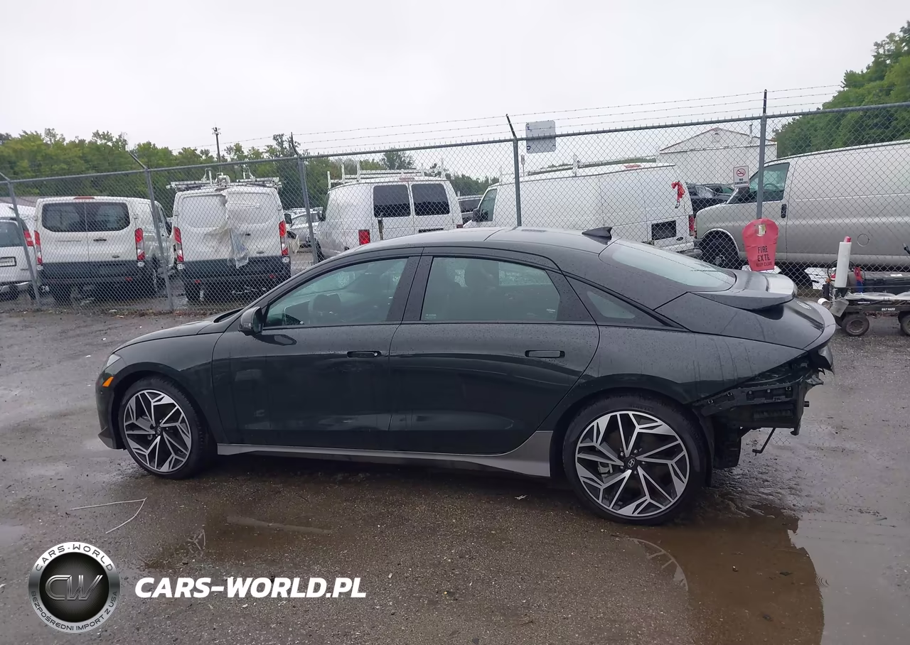 2023 Hyundai Ioniq 6 Limited VIN:KMHM54AA5PA040351 - 14