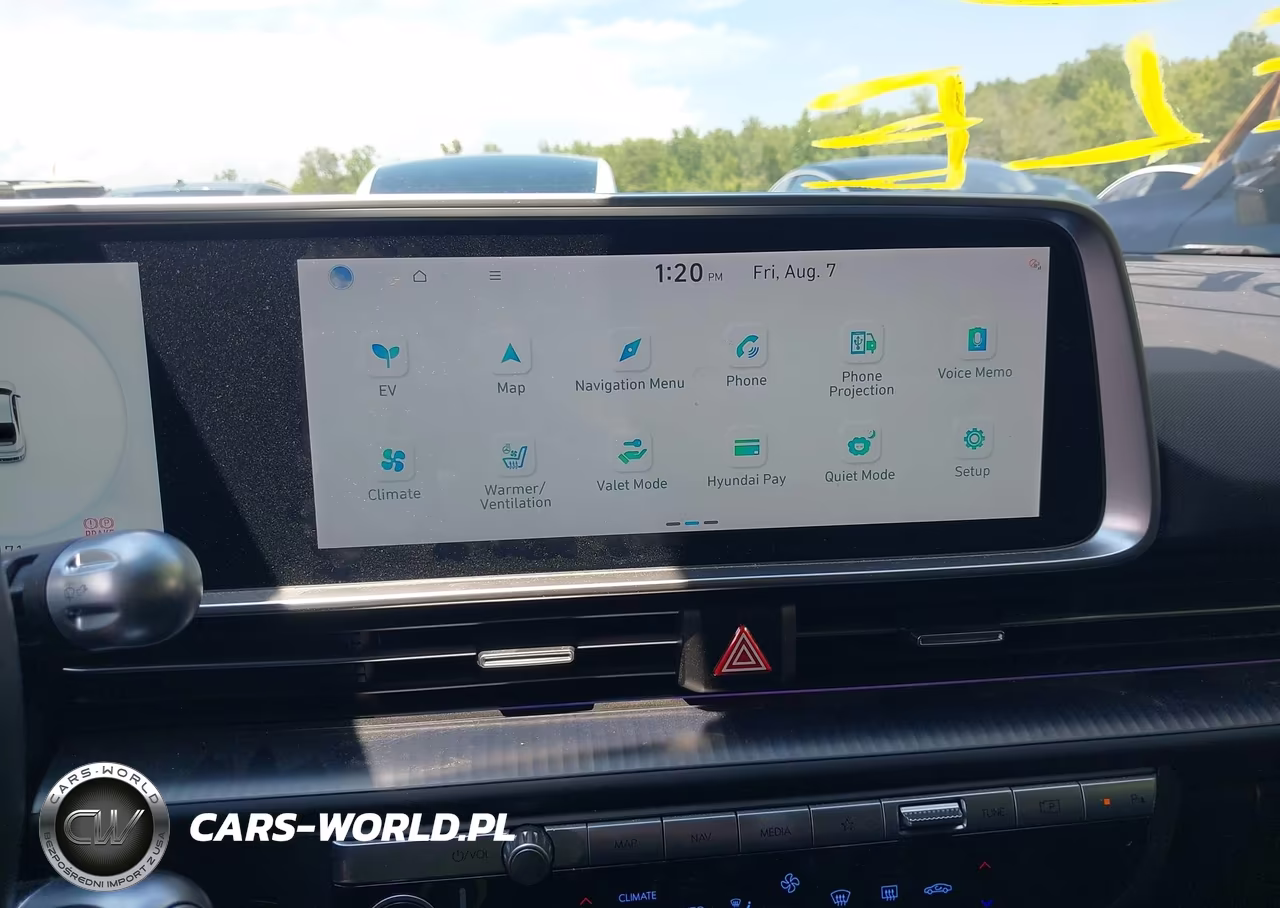 2023 Hyundai Ioniq 6 Limited VIN:KMHM54AA5PA040351 - 18