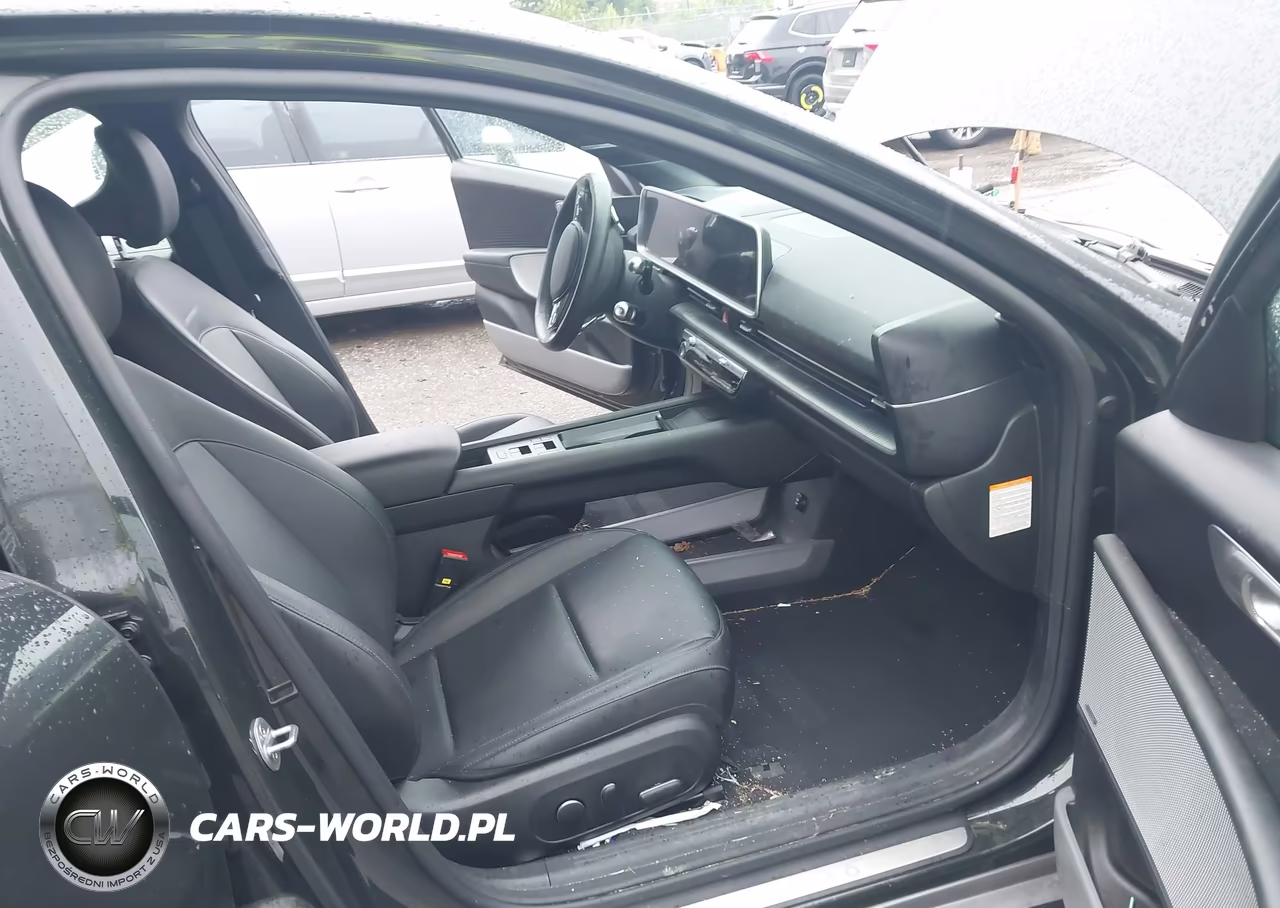 2023 Hyundai Ioniq 6 Limited VIN:KMHM54AA5PA040351 - 5