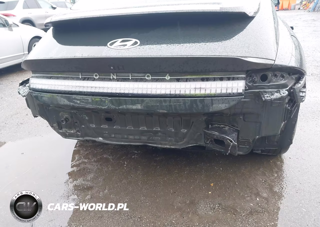 2023 Hyundai Ioniq 6 Limited VIN:KMHM54AA5PA040351 - 6