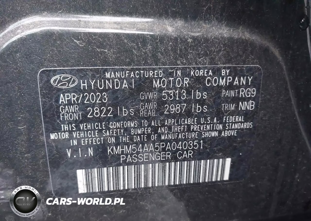 2023 Hyundai Ioniq 6 Limited VIN:KMHM54AA5PA040351 - 9
