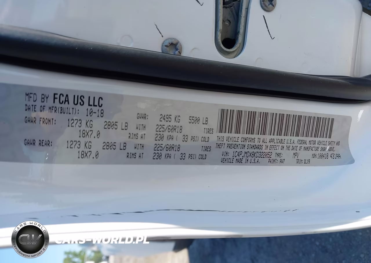 2019 Jeep Cherokee Limited 4X4 VIN:1C4PJMDX8KD322052 - 9
