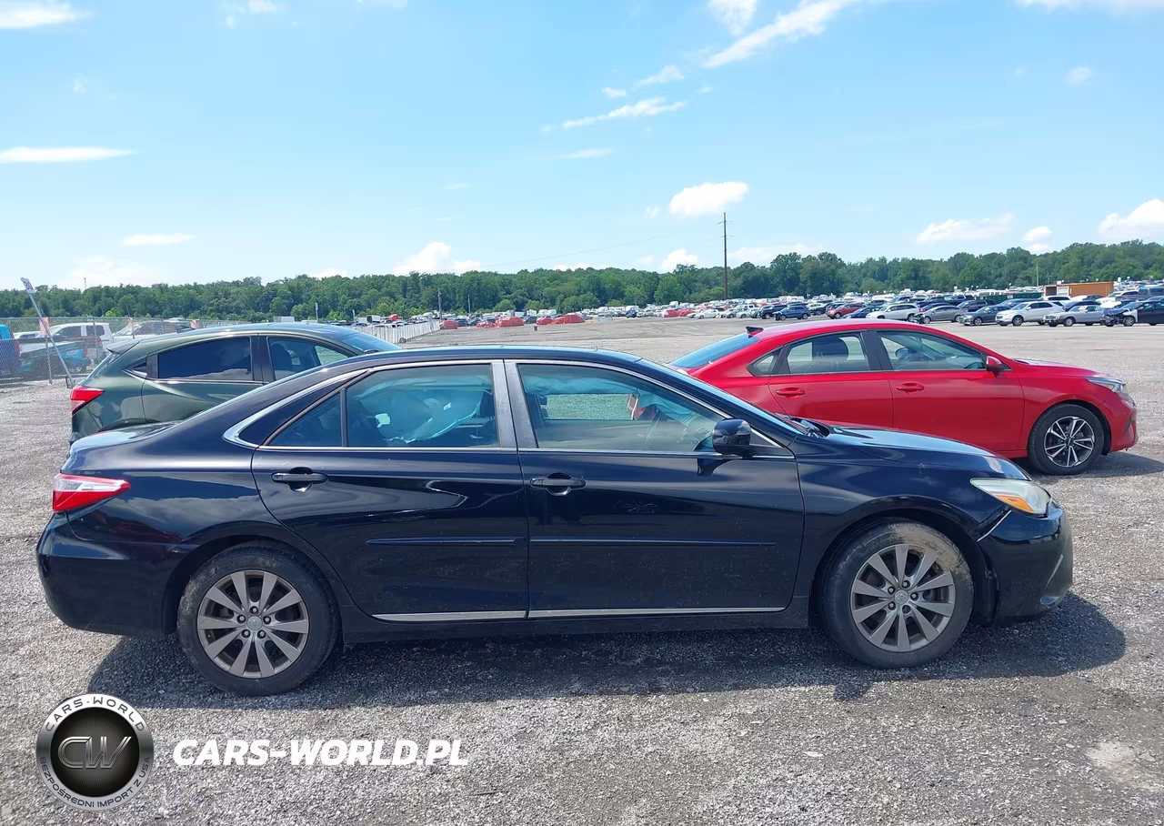 2016 Toyota Camry Xle VIN:4T1BF1FK0GU586025 - 13