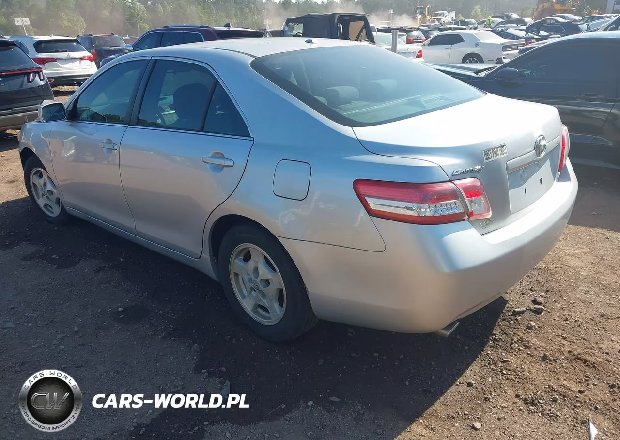 2010 Toyota Camry Le V6 VIN:4T1BK3EK7AU106028 - 3
