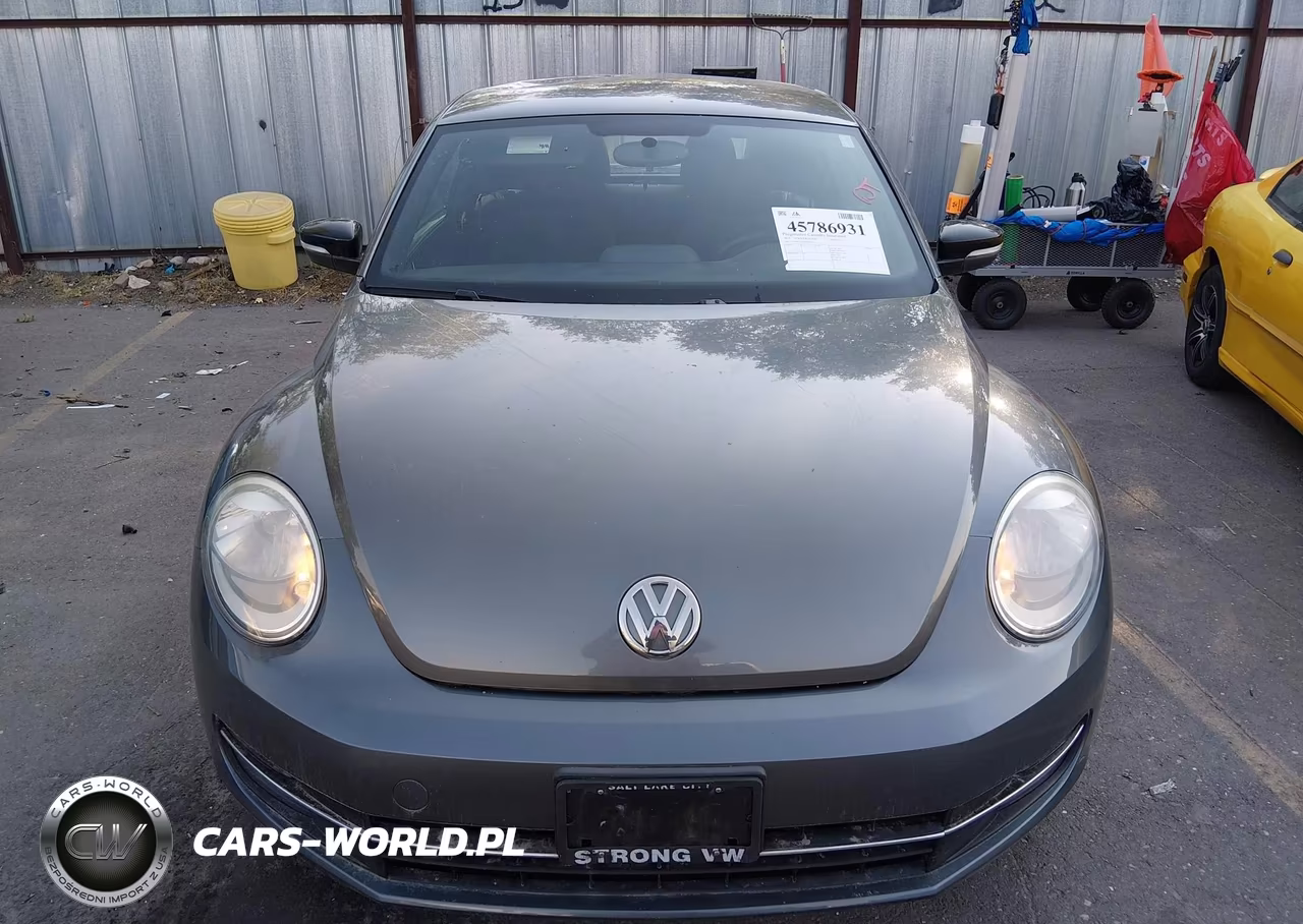 2013 Volkswagen Beetle 2.0T Turbo VIN:3VW467AT1DM602312 - 12