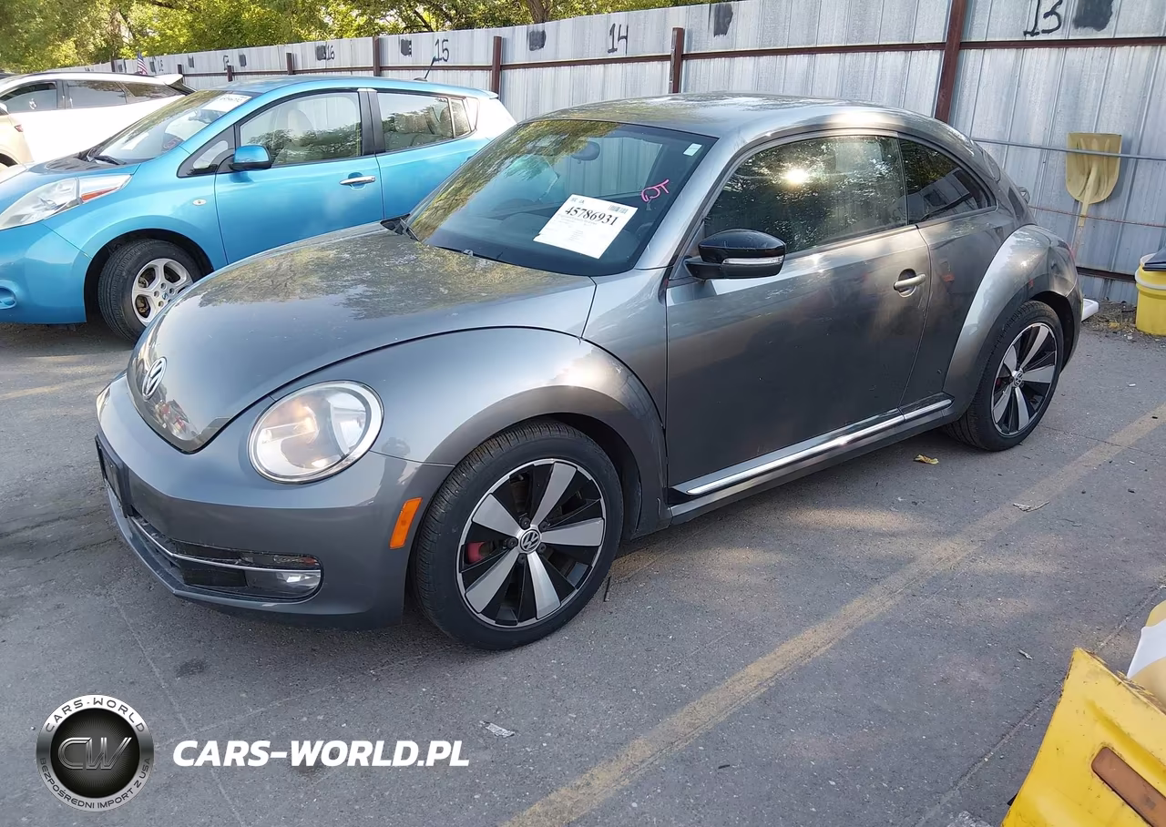 2013 Volkswagen Beetle 2.0T Turbo VIN:3VW467AT1DM602312 - 2