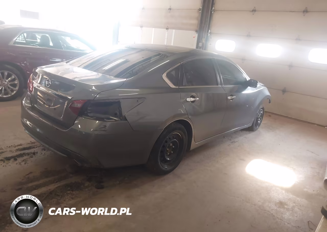 2018 Nissan Altima 2.5 S VIN:1N4AL3AP9JC213396 - 4