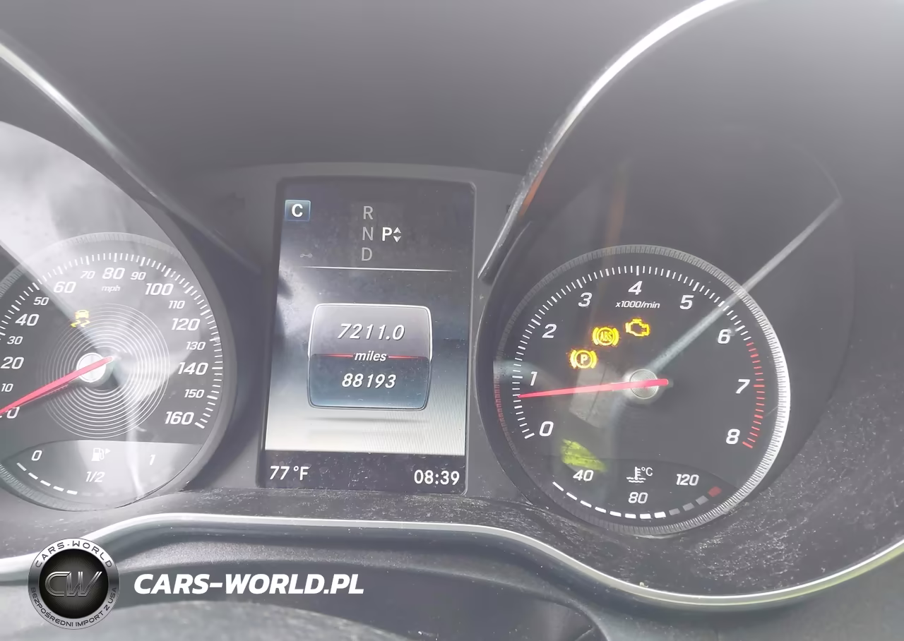 2017 Mercedes-Benz C 300 VIN:55SWF4JBXHU179255 - 16