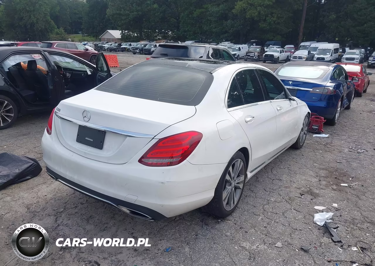 2017 Mercedes-Benz C 300 VIN:55SWF4JBXHU179255 - 4