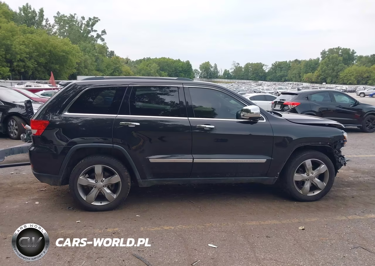 2013 Jeep Grand Cherokee Overland VIN:1C4RJFCGXDC646019 - 14