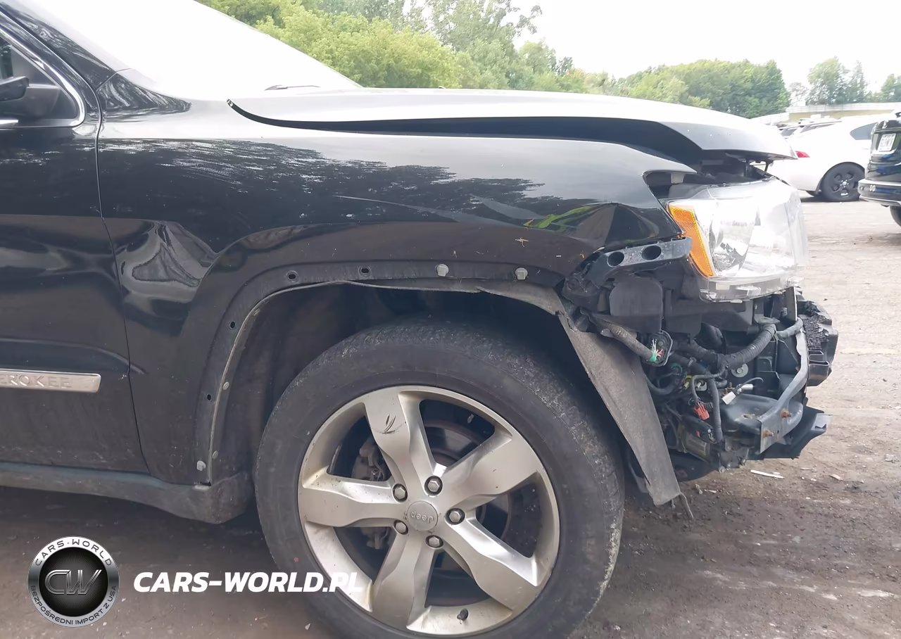 2013 Jeep Grand Cherokee Overland VIN:1C4RJFCGXDC646019 - 19