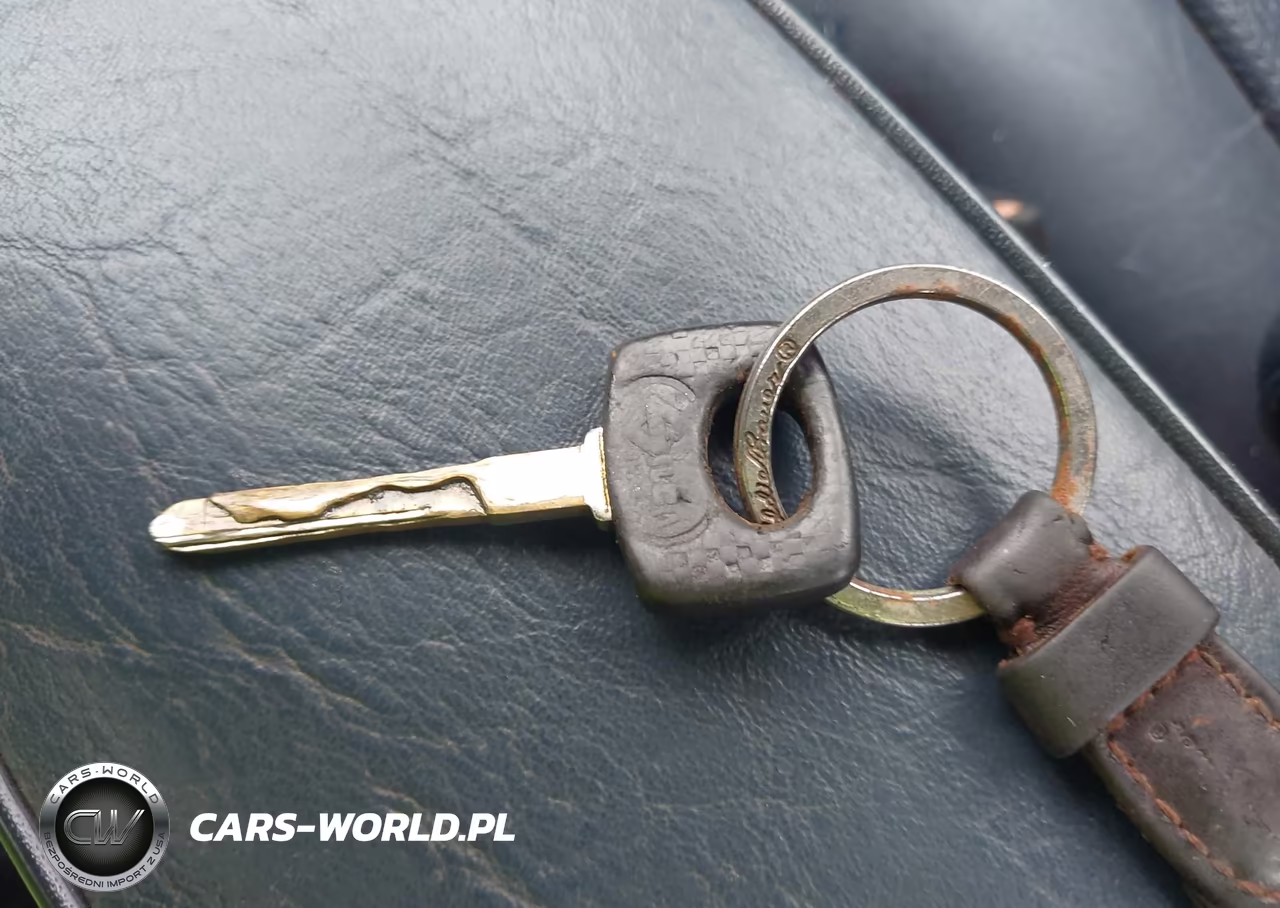 1983 Mercedes-Benz 380 Sl VIN:WDBBA45A7DB024108 - 11