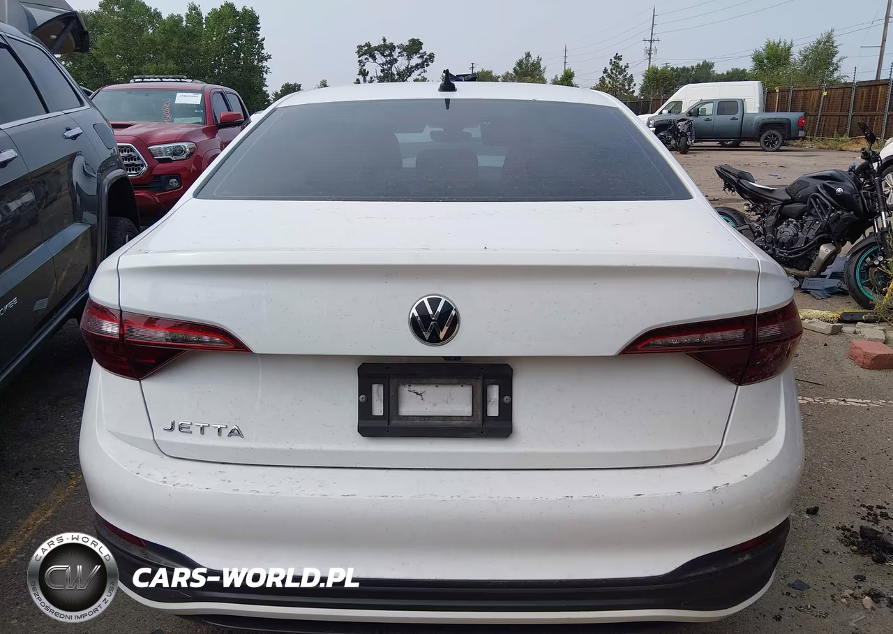 2024 Volkswagen Jetta 1.5T Sport VIN:3VWBM7BU2RM009098 - 15