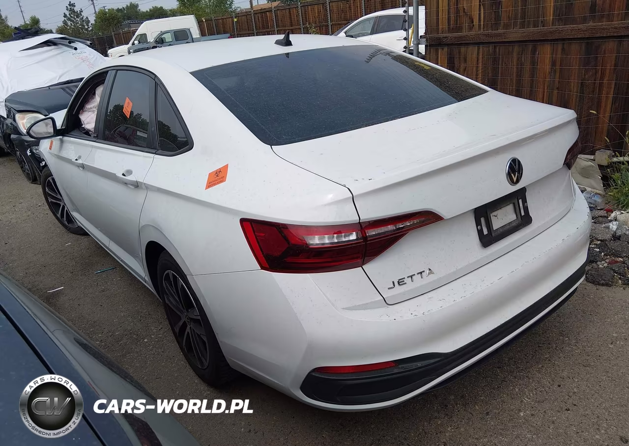 2024 Volkswagen Jetta 1.5T Sport VIN:3VWBM7BU2RM009098 - 3
