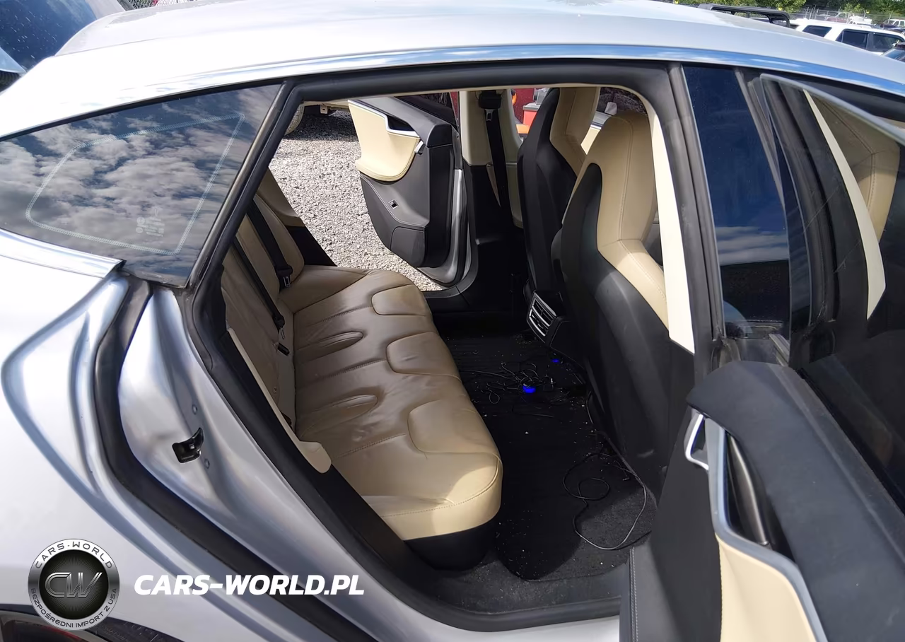 2015 Tesla Model S 60-70-85 VIN:5YJSA1S12FFP72589 - 8