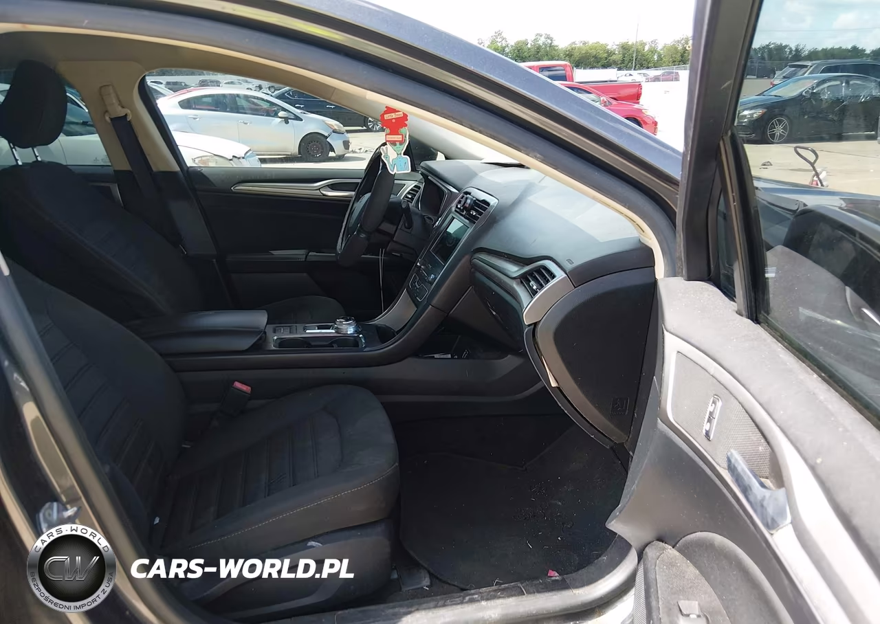 2020 Ford Fusion Se VIN:3FA6P0HD3LR129437 - 5