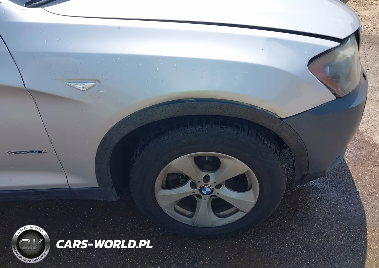 2012 BMW X3 xDrive28I VIN:5UXWX5C5XCL722118 - 12