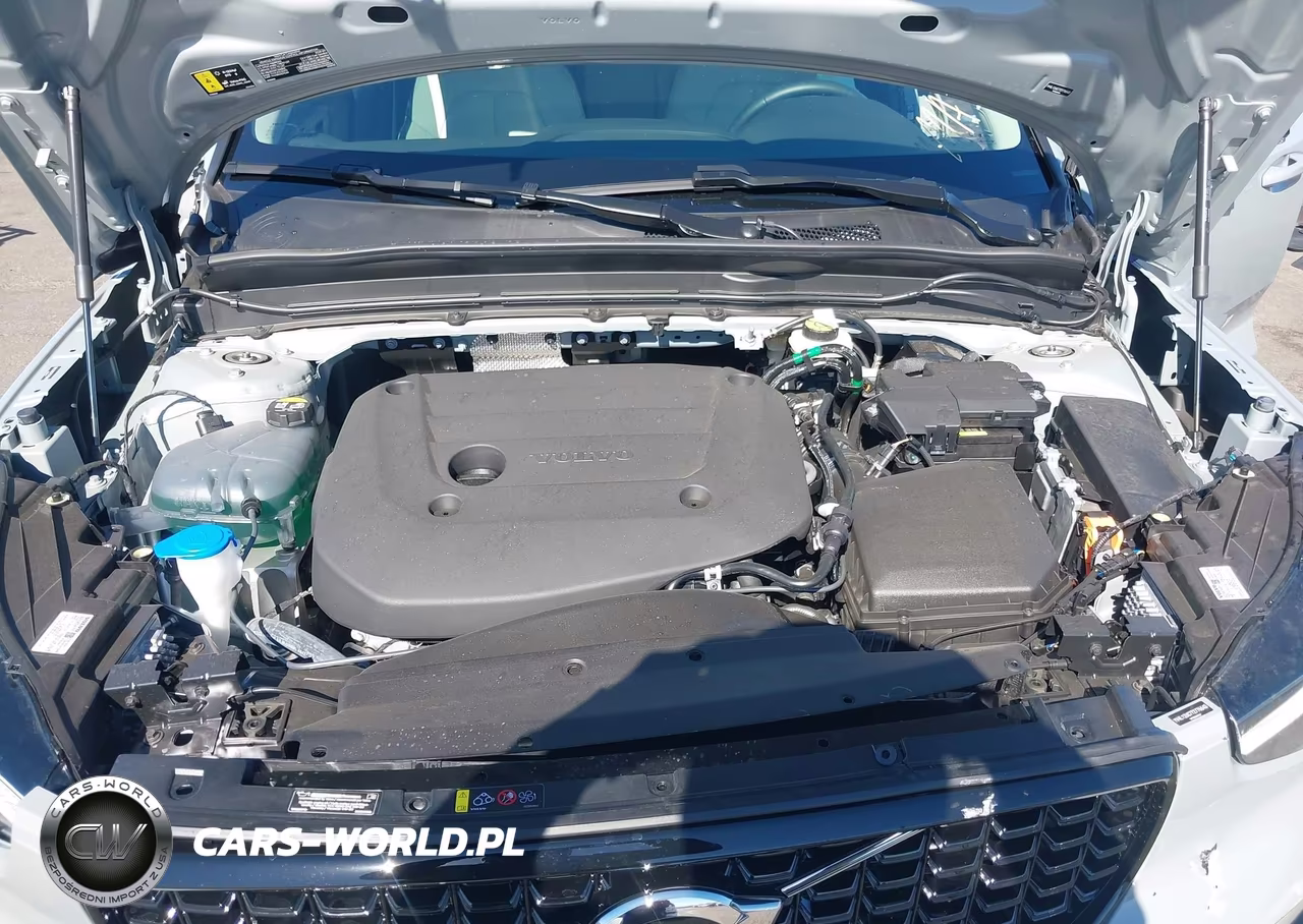 2026 Volvo Xc40 Plus, B5 Awd Gas (Mild Hybrid), Dark VIN:YV4L12UC7T2776643 - 10