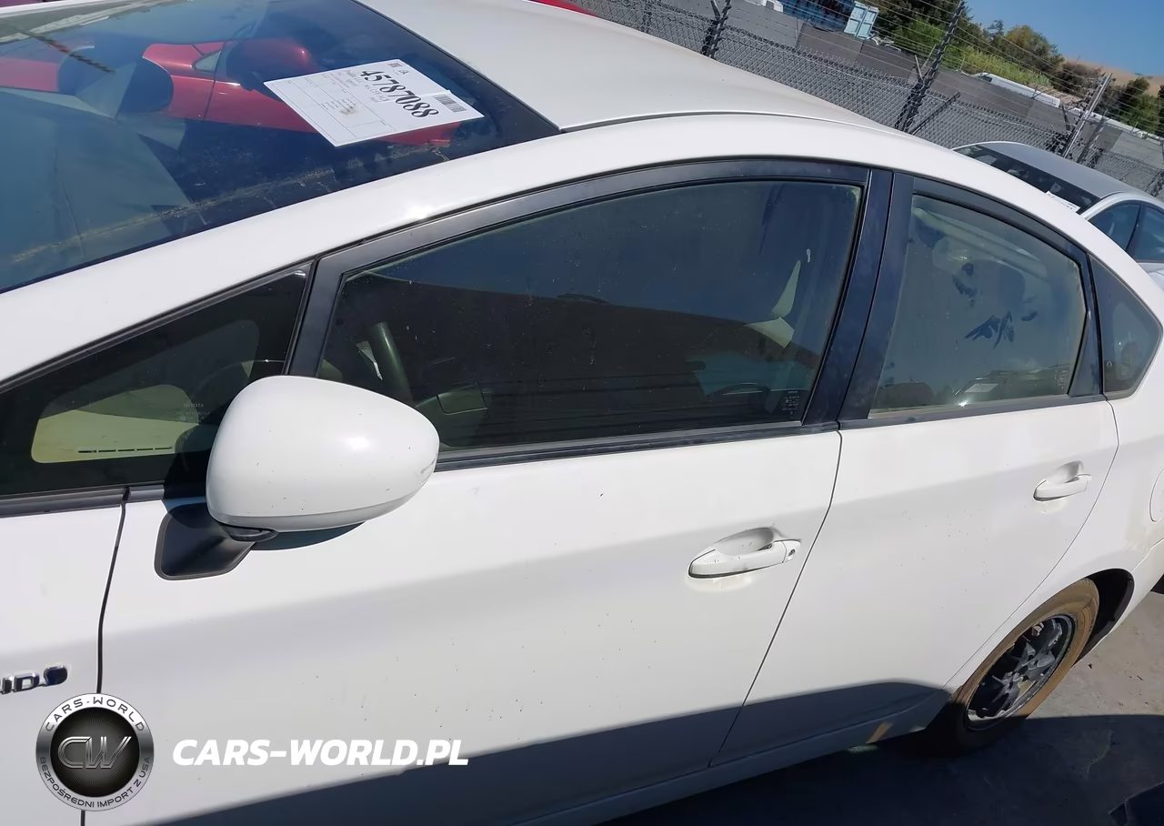 2012 Toyota Prius Two VIN:JTDKN3DU6C1565814 - 14