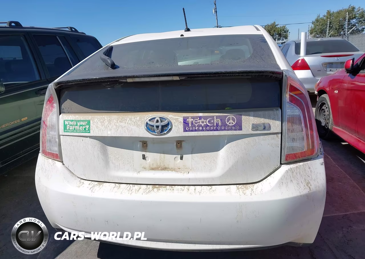 2012 Toyota Prius Two VIN:JTDKN3DU6C1565814 - 16