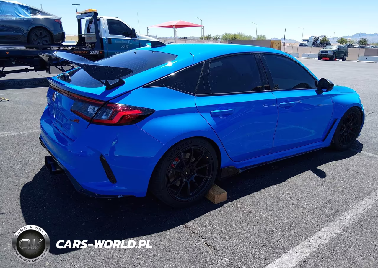 2024 Honda Civic Type R VIN:JHMFL5G49RX003134 - 4