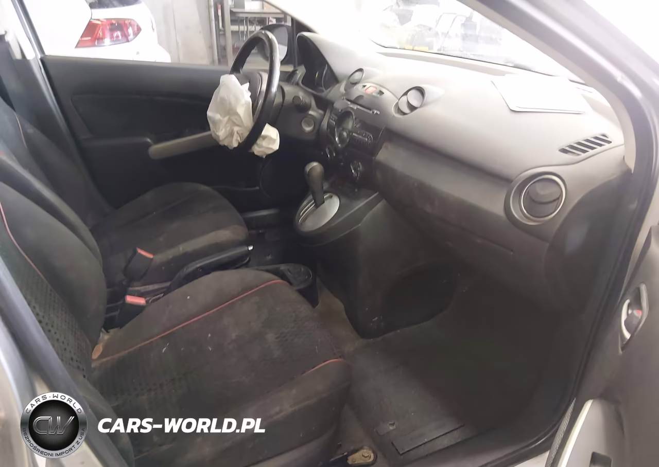 2011 Mazda Mazda2 Touring VIN:JM1DE1HZ5B0106684 - 5