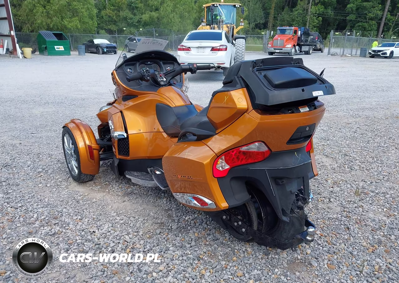 2014 Can-Am Spyder Roadster Rt-Rts-Rt Limited VIN:2BXNBDD14EV002039 - 3