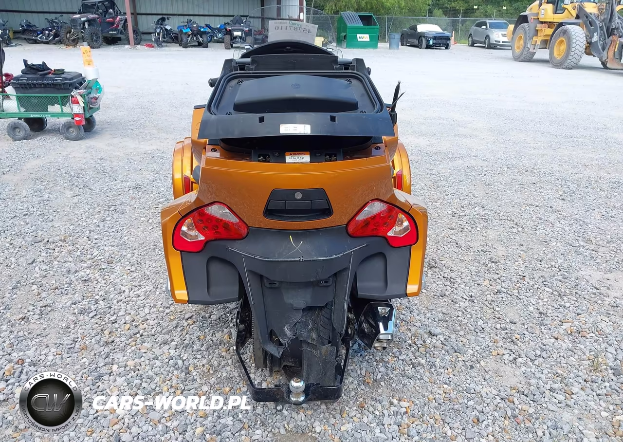2014 Can-Am Spyder Roadster Rt-Rts-Rt Limited VIN:2BXNBDD14EV002039 - 6