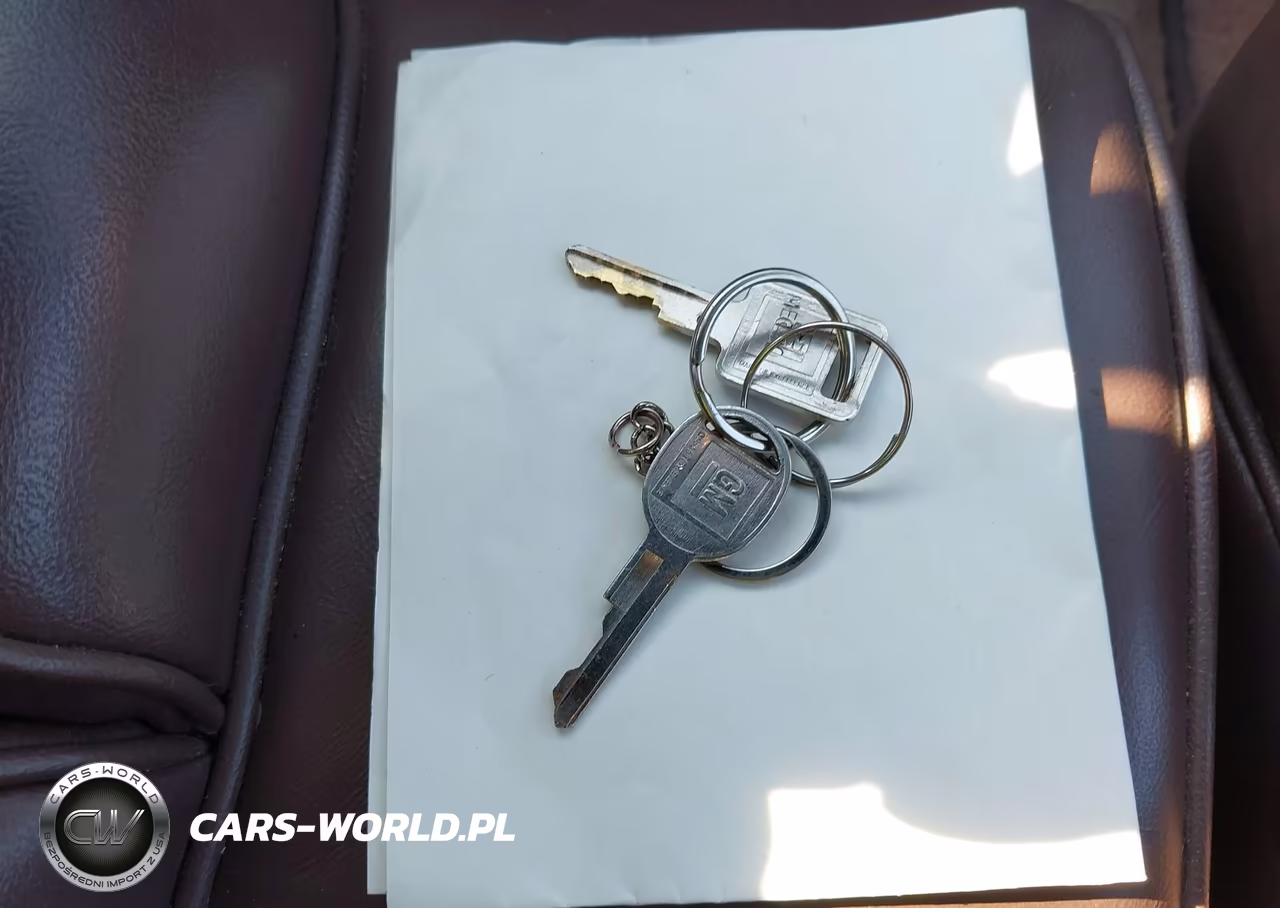1988 Cadillac Deville VIN:1G6CD115XJ4339153 - 11