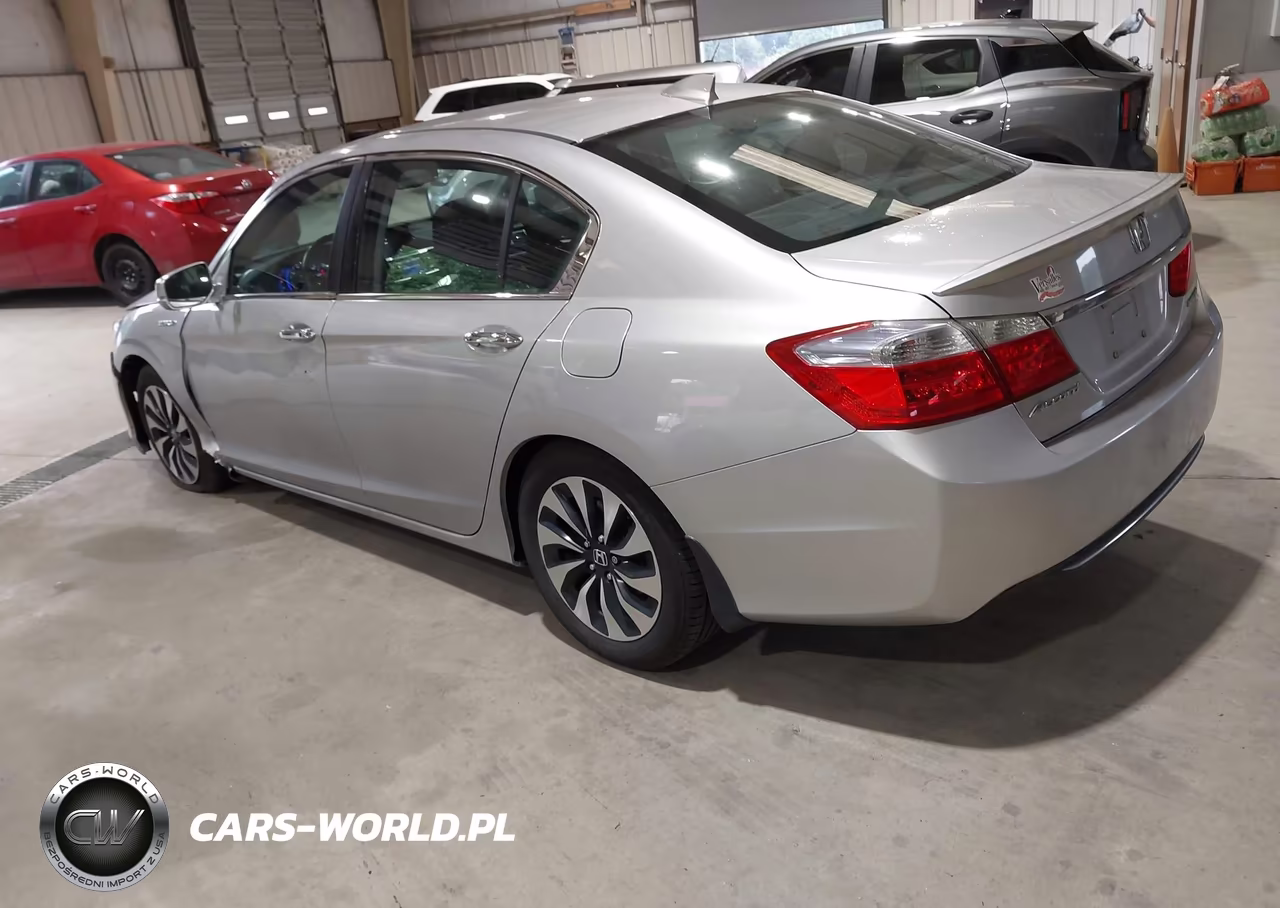 2014 Honda Accord Hybrid Ex-L VIN:1HGCR6F50EA008692 - 3